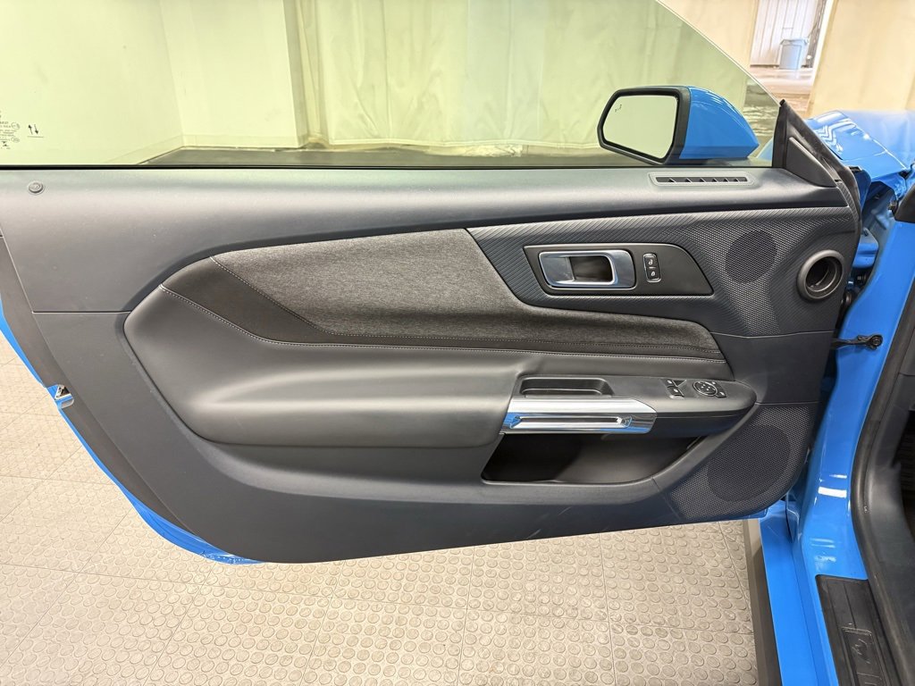 Used 2024 Ford Mustang Coupe image 19