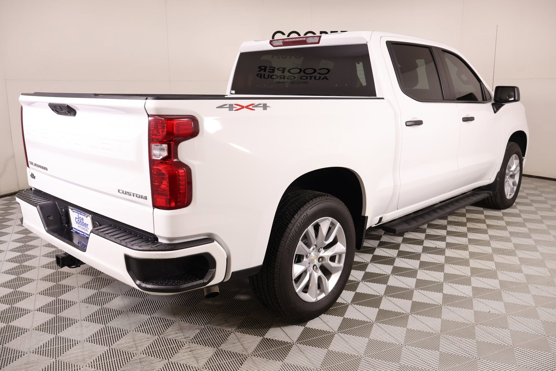 Used 2024 Chevrolet Silverado 1500 Custom image 19
