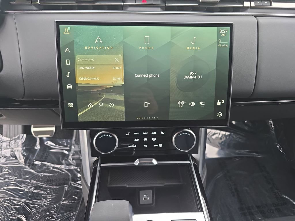 Certified 2023 Land Rover Range Rover SE AWD/4WD image 21