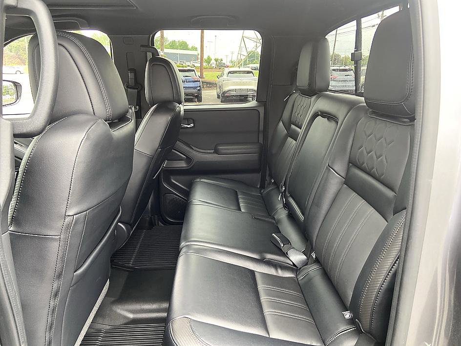 Certified 2022 Nissan Frontier PRO-4X w/ Pro-4X Premium Package AWD/4WD image 12
