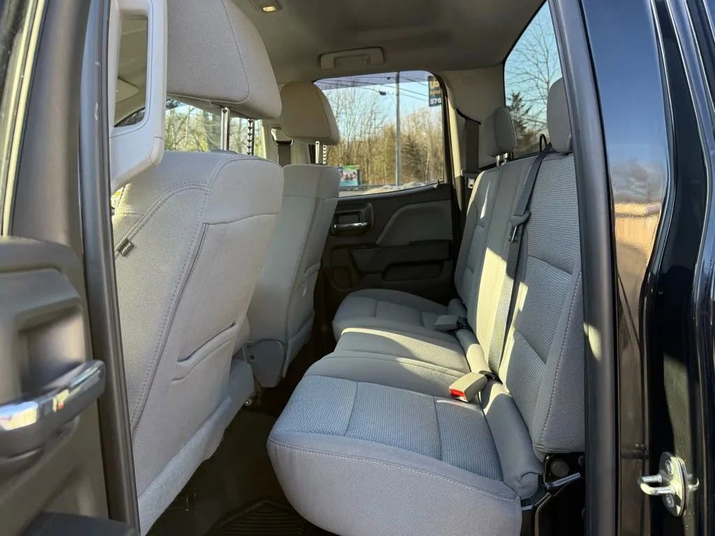 Used 2018 GMC Sierra 1500 W/T image 16