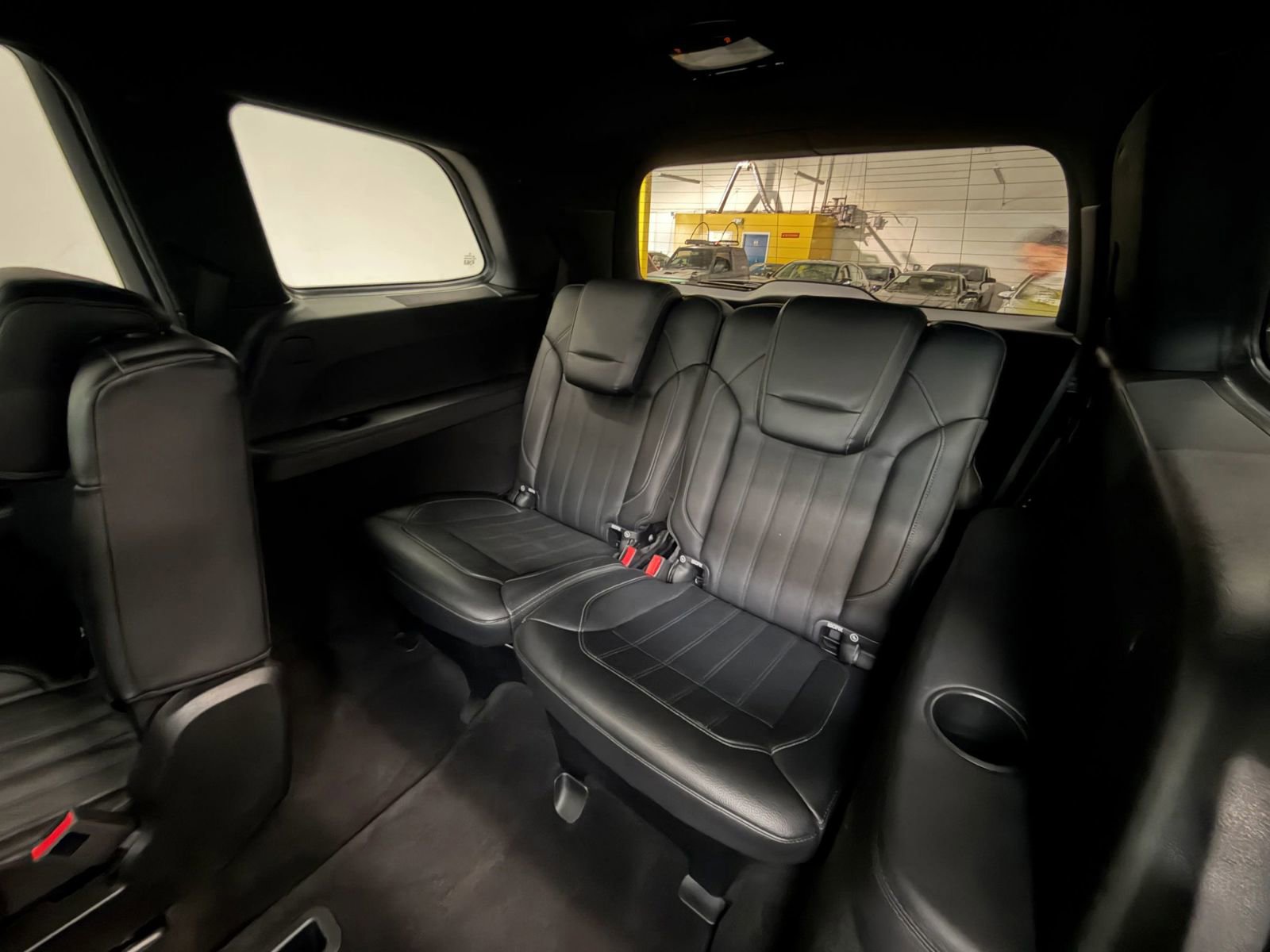 Used 2017 Mercedes-Benz GLS 450 4MATIC w/ Premium Package image 17