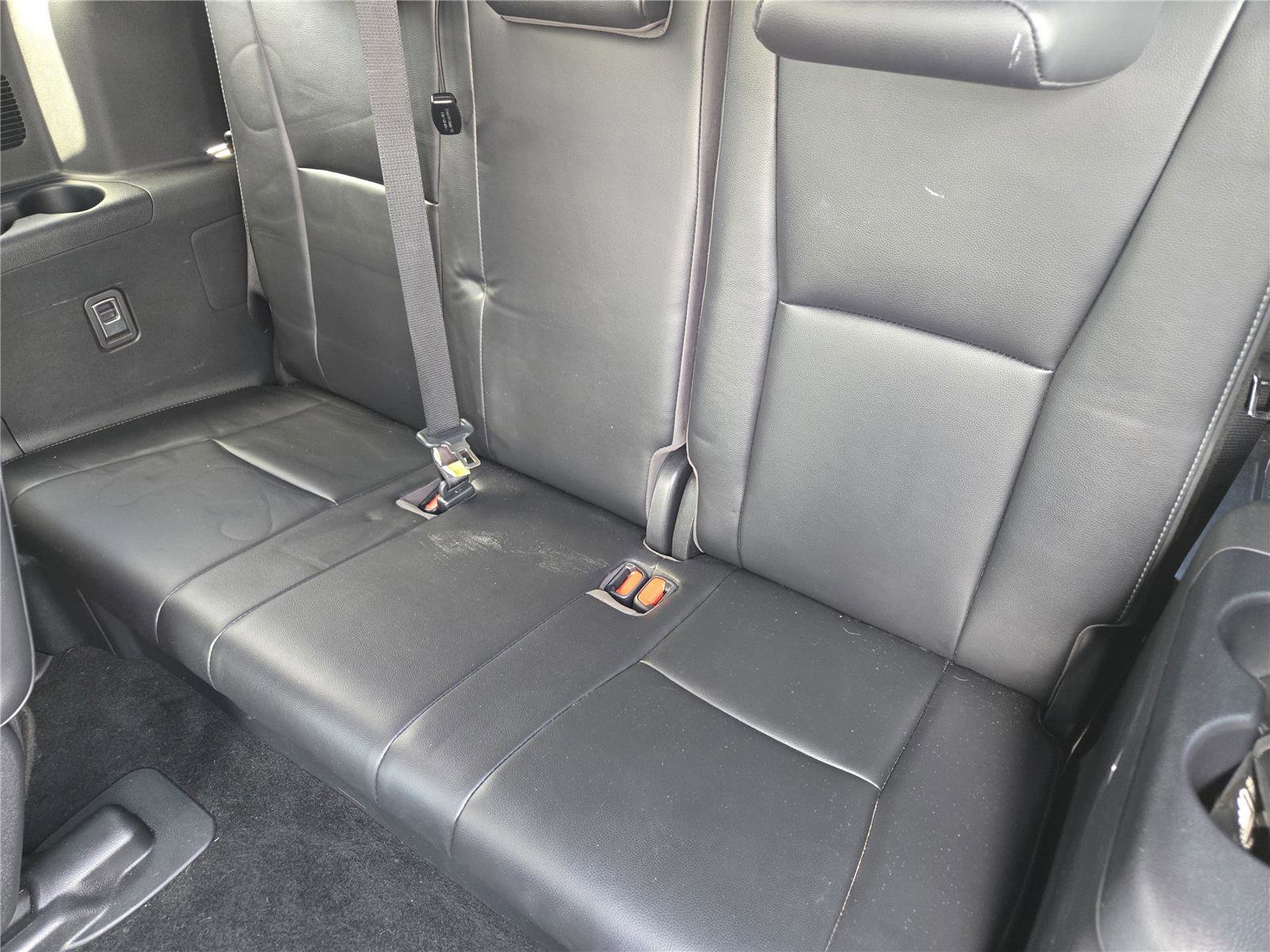 Used 2021 Toyota Highlander XSE FWD image 29