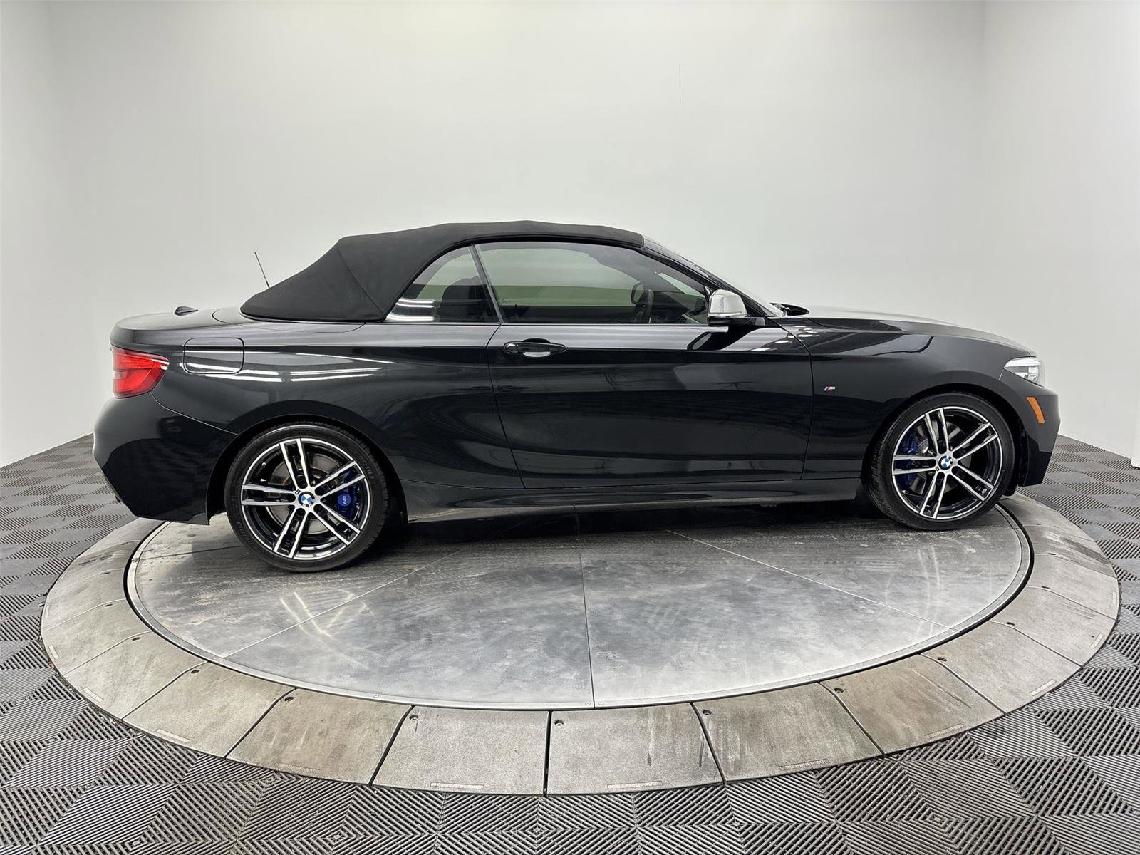 Used 2019 BMW M240i xDrive Convertible w/ Premium Package image 17