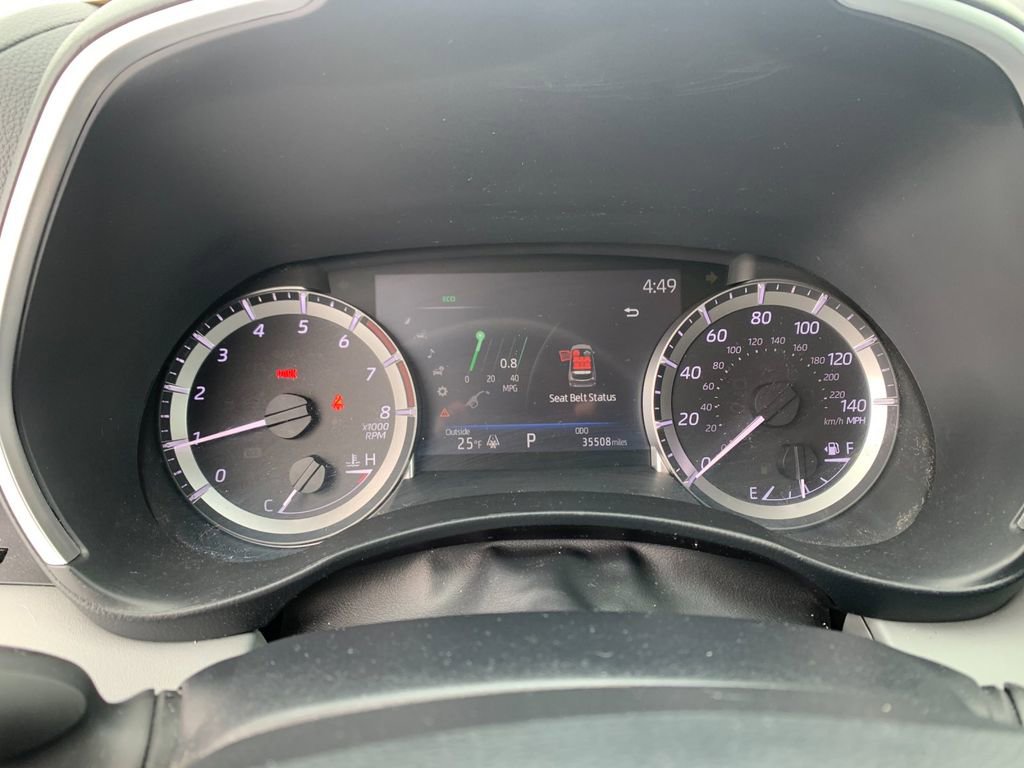 Used 2023 Toyota Highlander XLE image 30