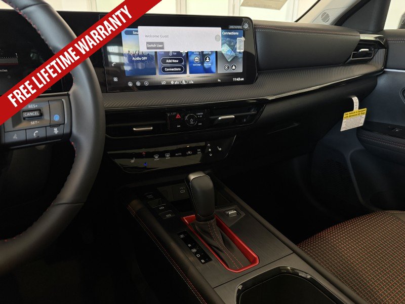 New 2026 Nissan Kicks SR w/ SR Premium Package FWD image 35