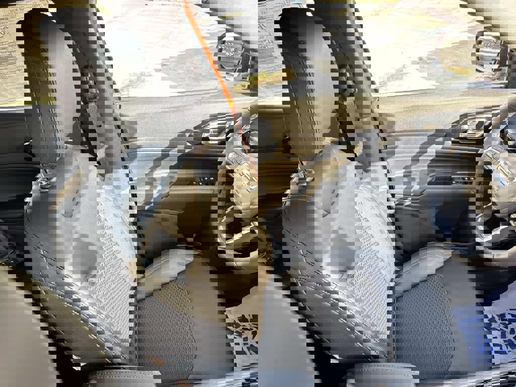 New 2026 Jeep Compass Latitude image 22