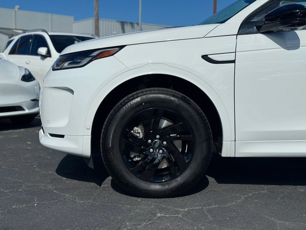 Used 2024 Land Rover Discovery Sport S image 7