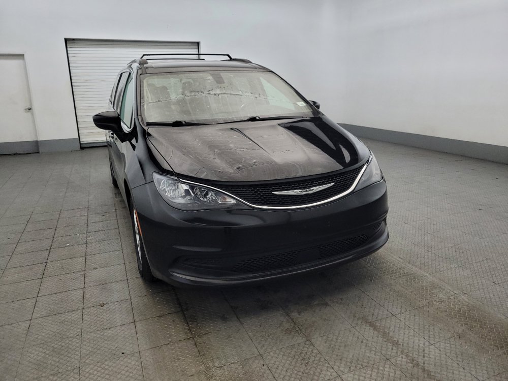 Used 2021 Chrysler Voyager Lxi FWD image 14