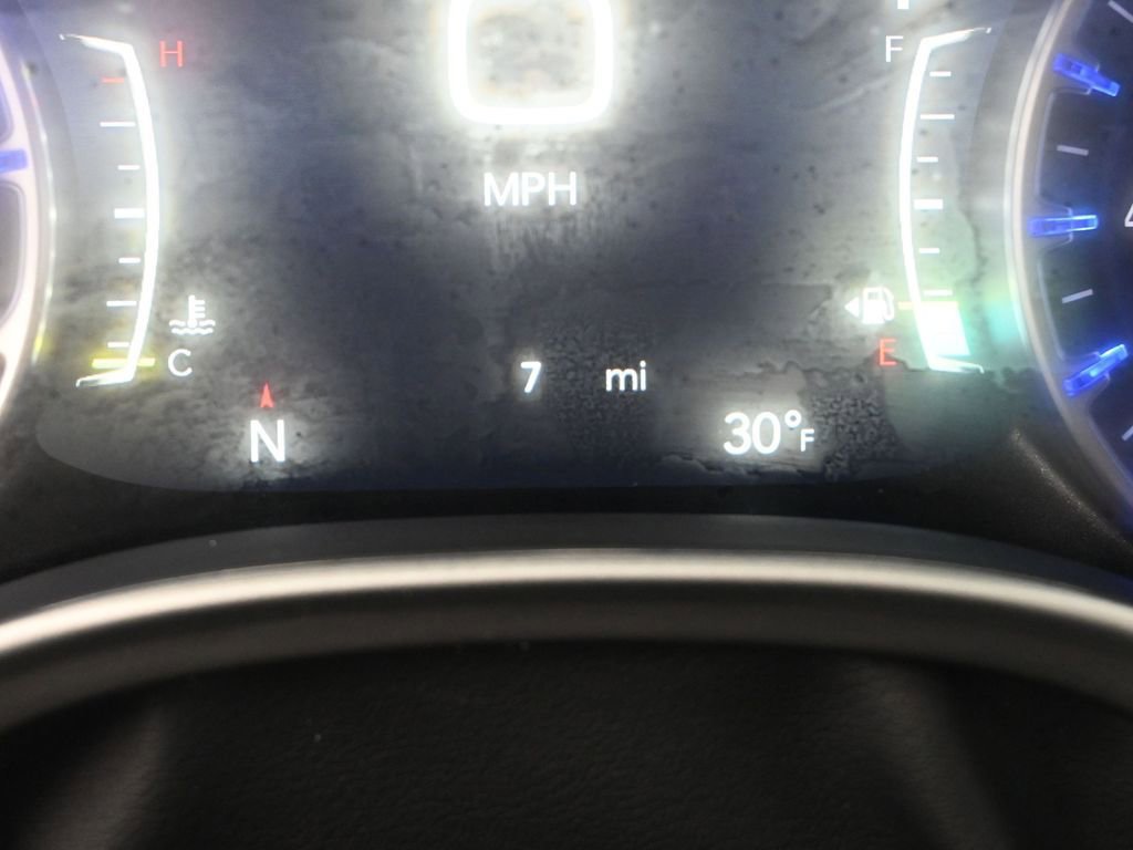 New 2026 Chrysler Pacifica Select image 37