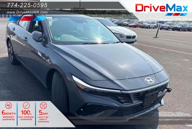 Used 2024 Hyundai Elantra SEL w/ Convenience Package FWD image 1