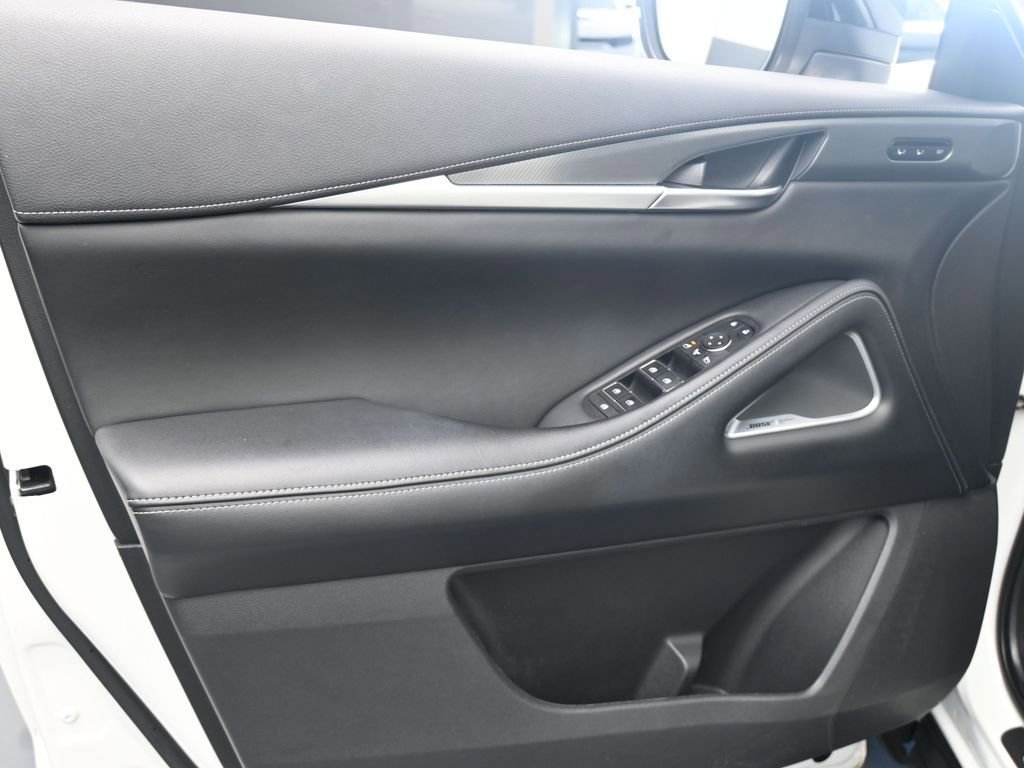 Used 2023 INFINITI QX60 Luxe w/ Performance Audio Package image 27