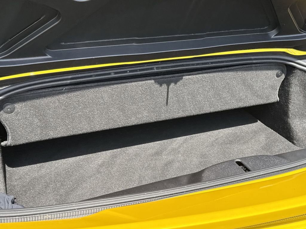 Used 2015 Chevrolet Corvette Stingray Z51 w/ 2LT Preferred Equipment Group image 13