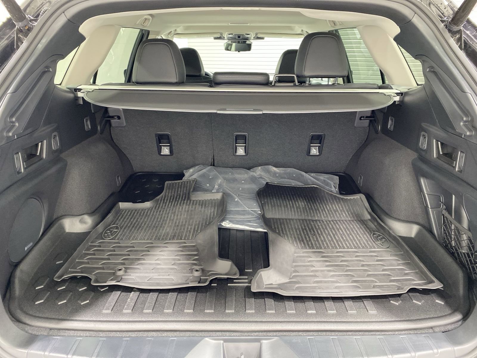 Certified 2025 Subaru Outback Touring w/ Tech Package 2 image 24