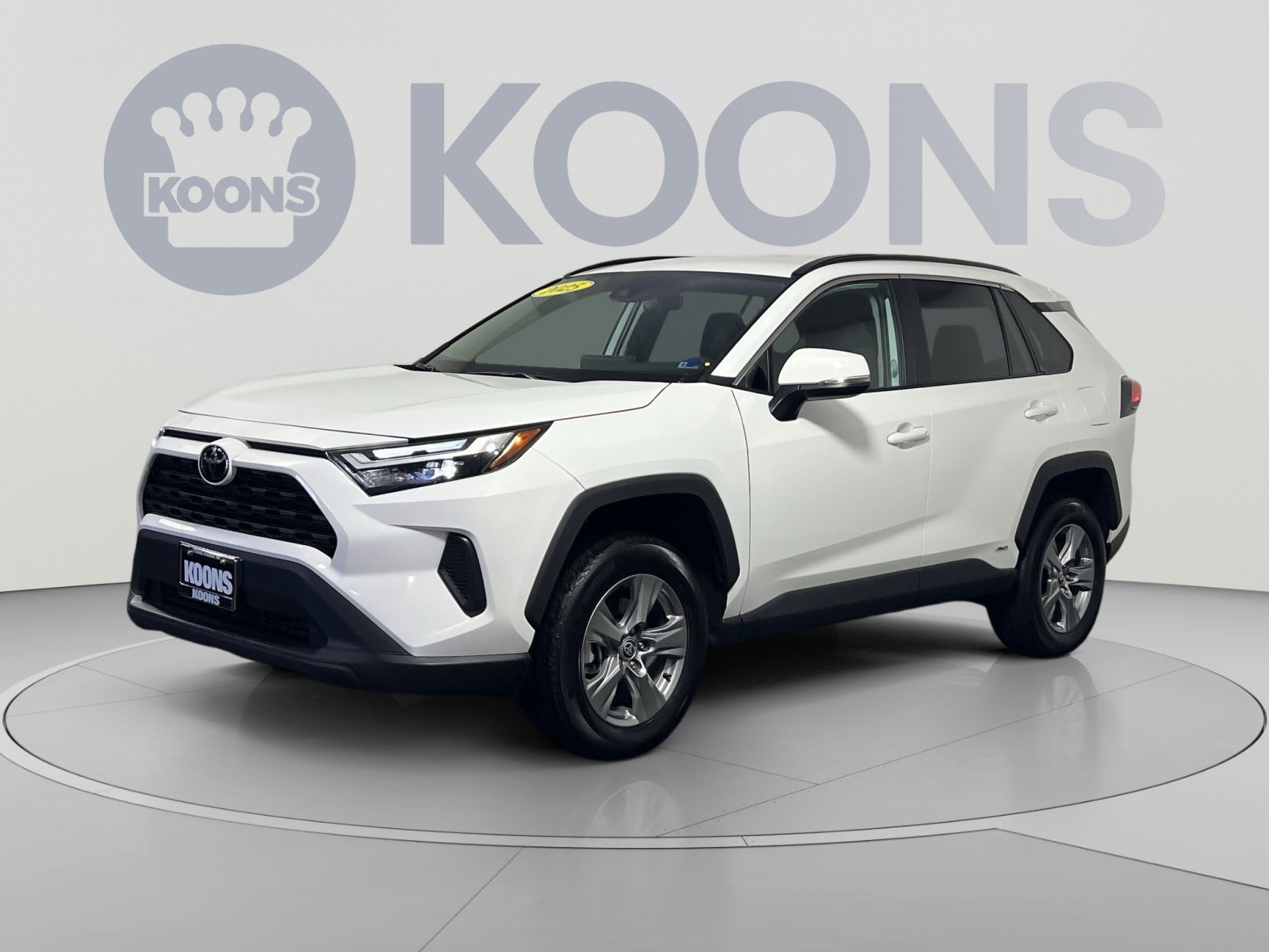 Used 2025 Toyota RAV4 XLE