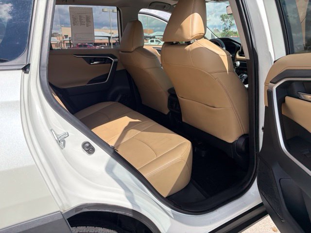 Used 2019 Toyota RAV4 Limited FWD image 22