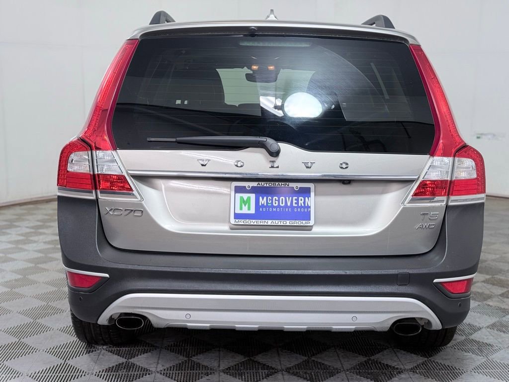 Used 2016 Volvo XC70 T5 Premier w/ Proximity Package image 5