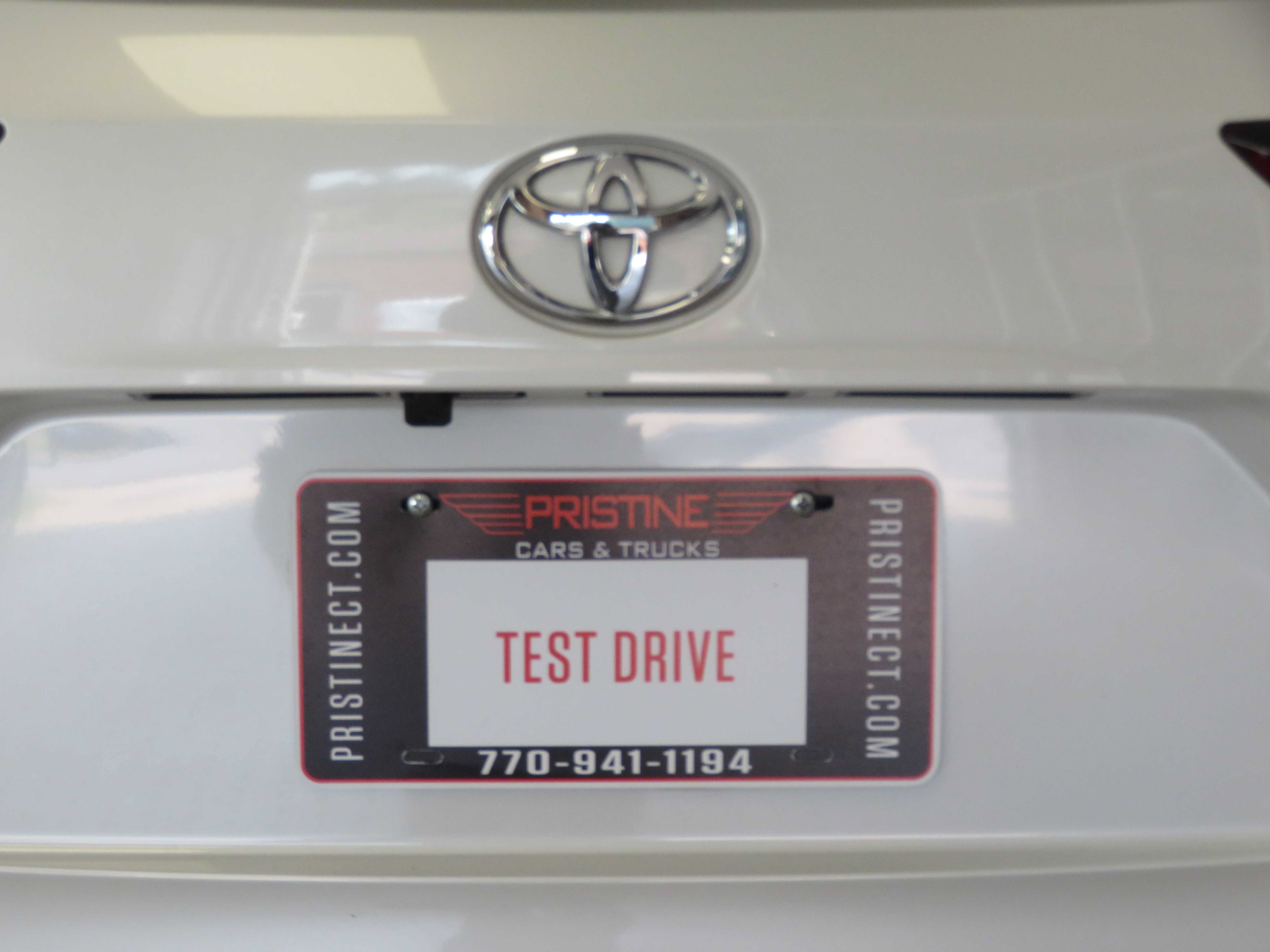Used 2023 Toyota Highlander XLE FWD image 72