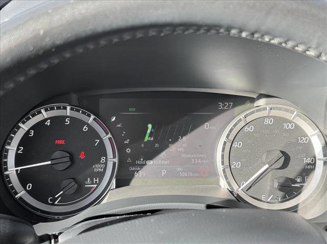 Used 2024 Toyota Highlander XLE image 12