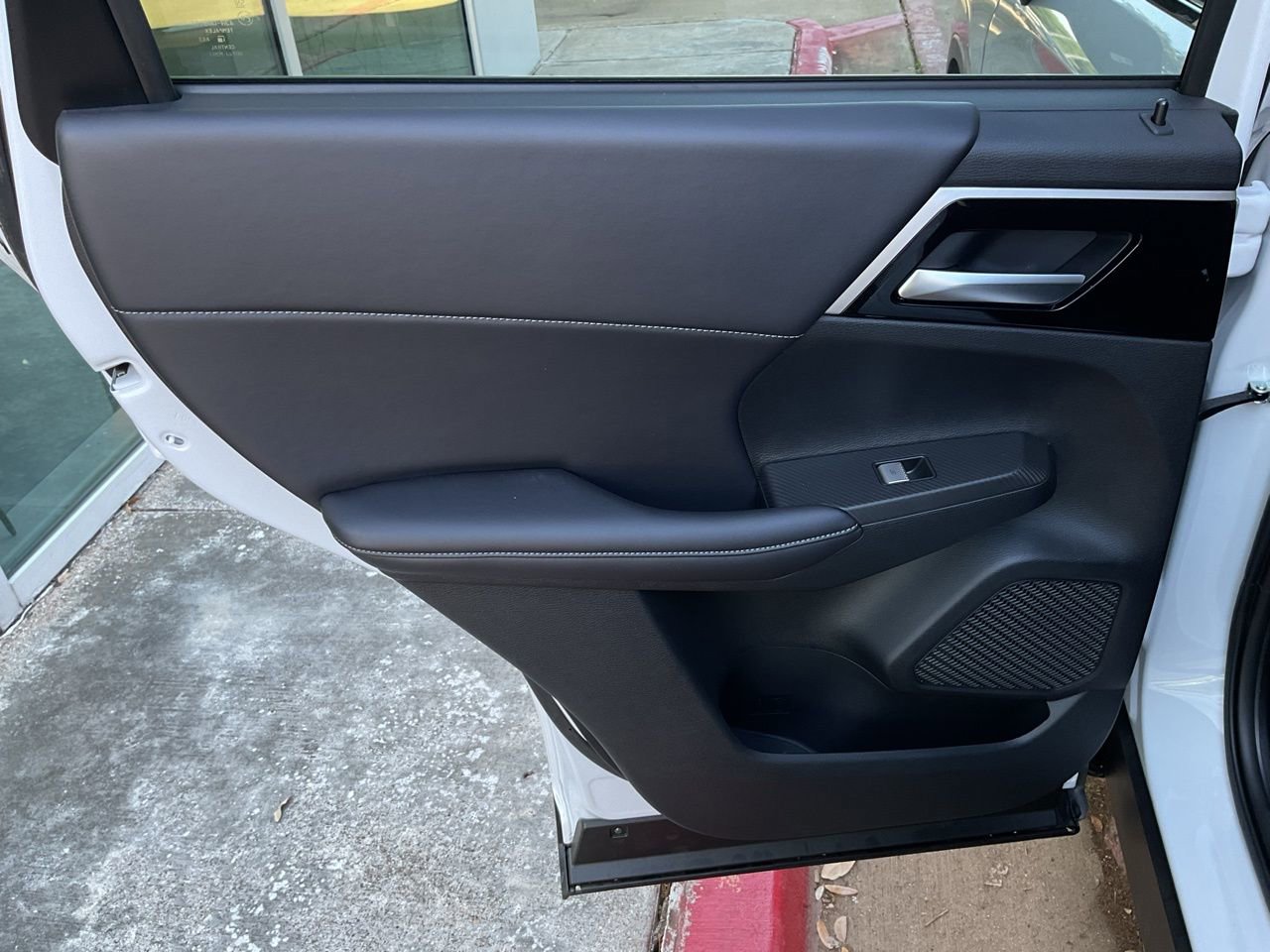 New 2026 Nissan Rogue SL image 21