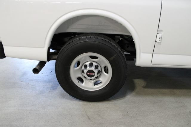 New 2026 GMC Savana 2500 w/ Driver Convenience Package RWD image 34