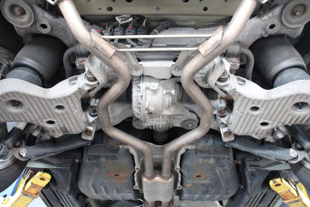 Used 2015 Land Rover Range Rover Sport HSE image 97