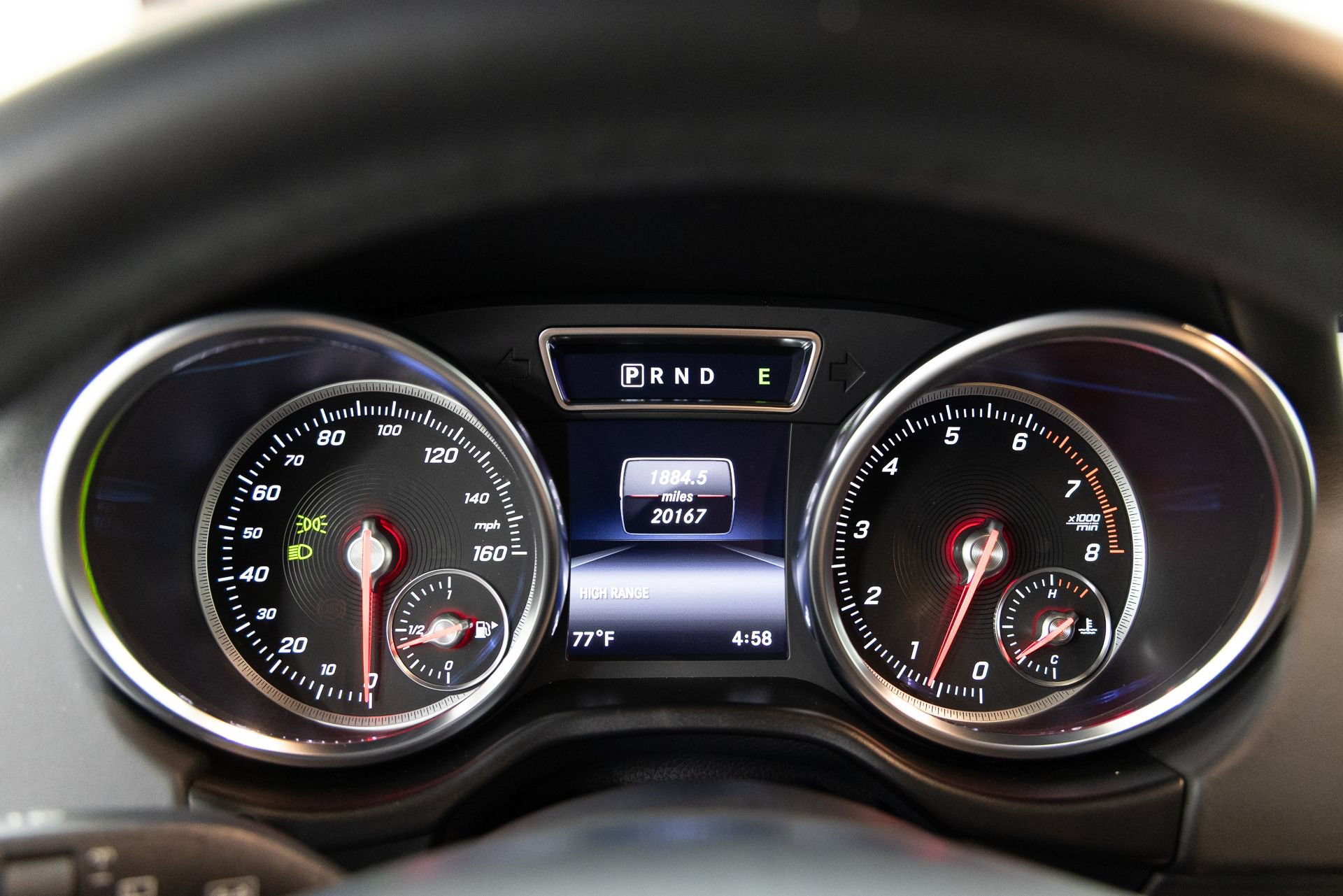 Used 2018 Mercedes-Benz G 550 Squared image 17
