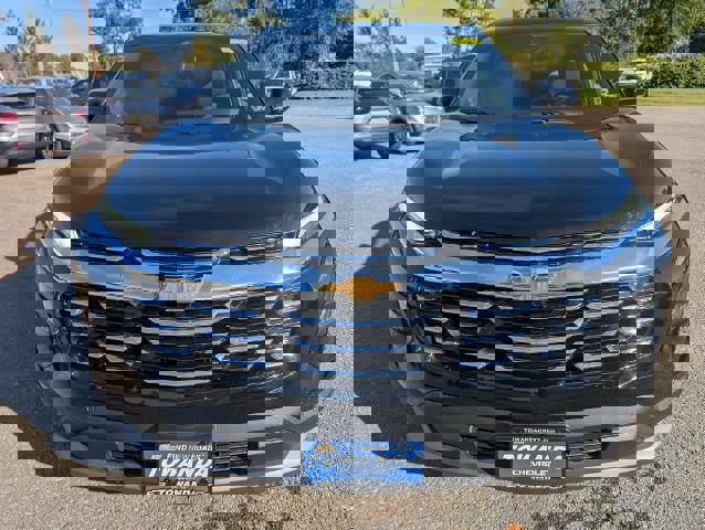 New 2026 Chevrolet Equinox LT w/ Convenience Package II image 2