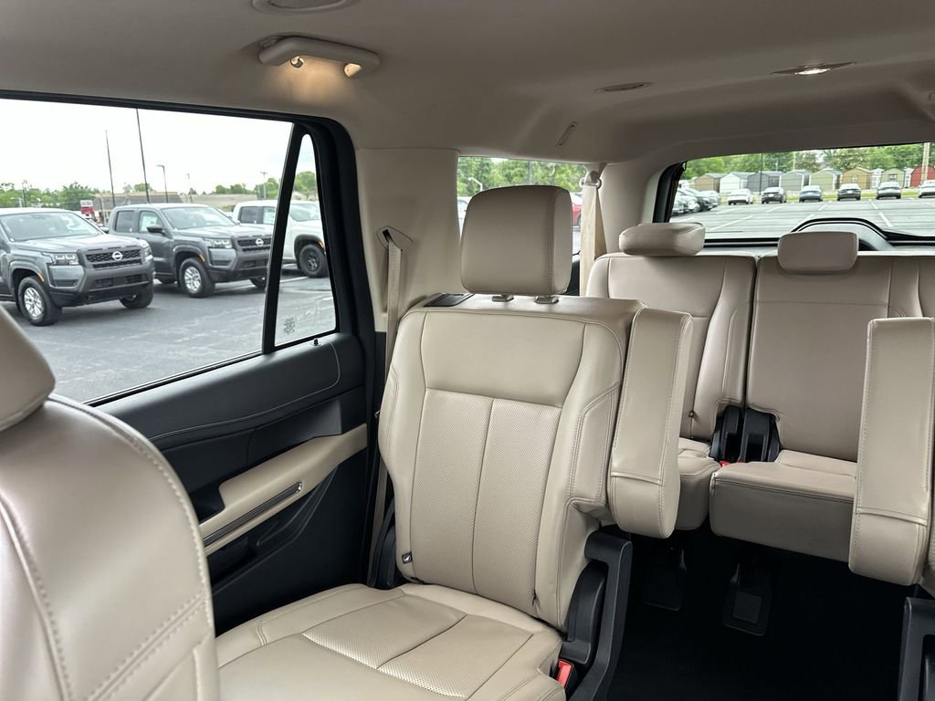 Used 2024 Ford Expedition Max XLT AWD/4WD image 12