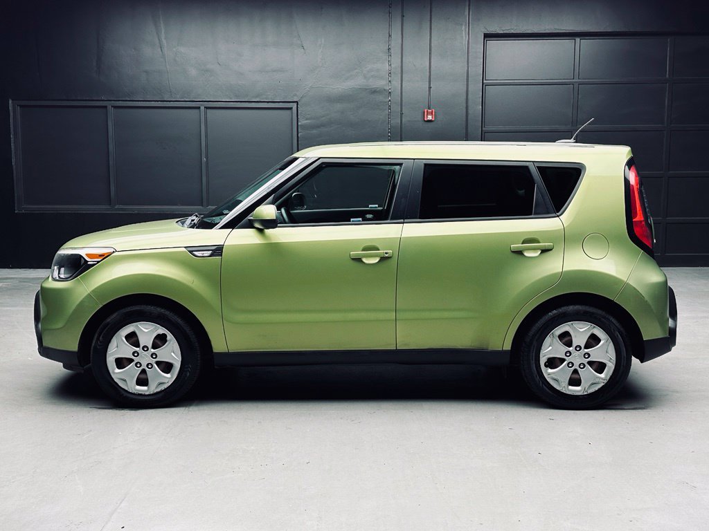 Used 2014 Kia Soul FWD image 4