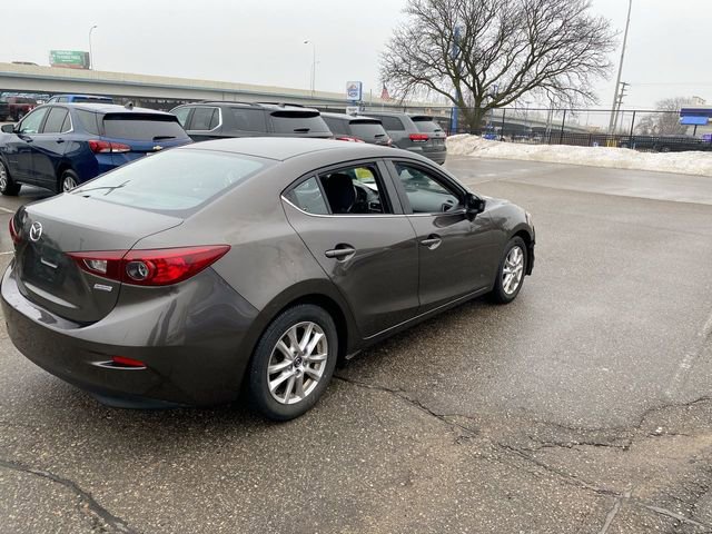 Used 2016 MAZDA MAZDA3 i Sport w/ Preferred Equipment Package FWD image 3