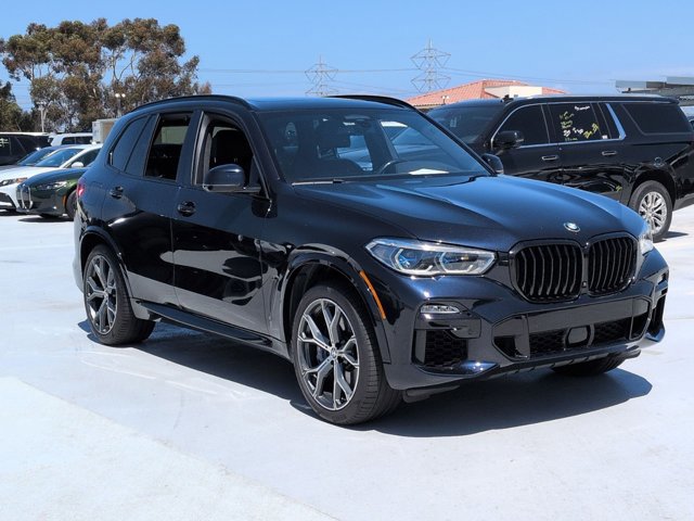 Used 2021 BMW X5 M50i w/ Executive Package AWD/4WD image 3