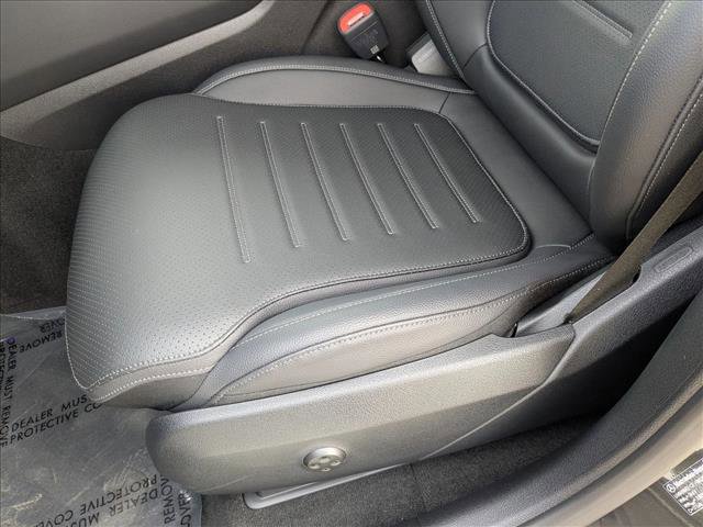 New 2026 Mercedes-Benz GLC 300 image 4