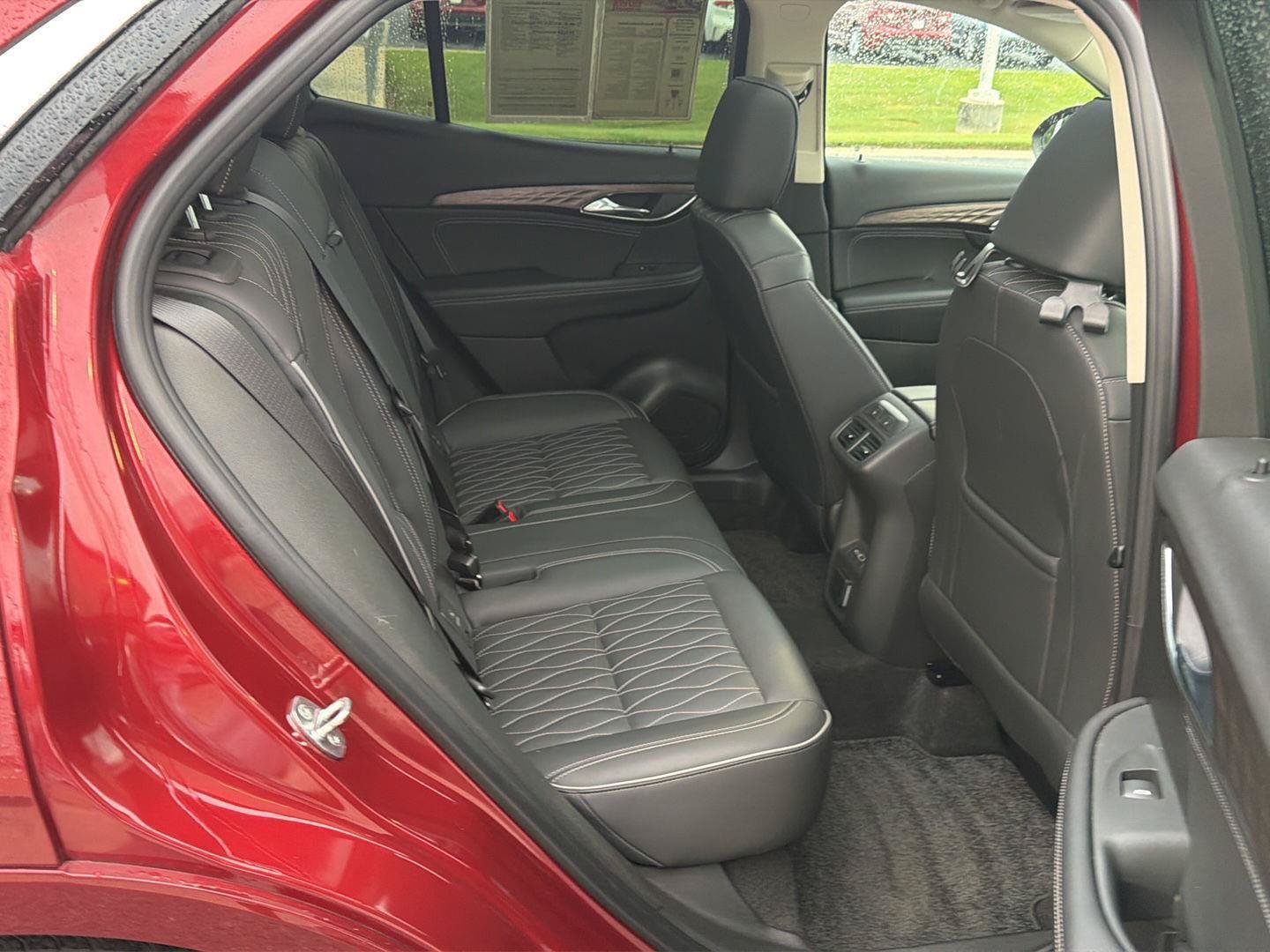 Used 2023 Buick Envision Avenir FWD image 12
