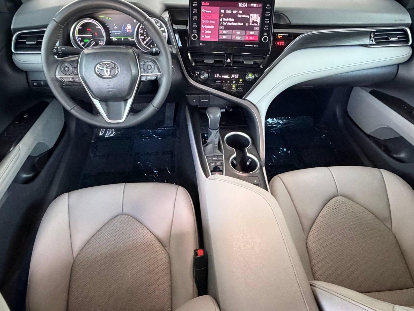 Used 2023 Toyota Camry XLE FWD image 31