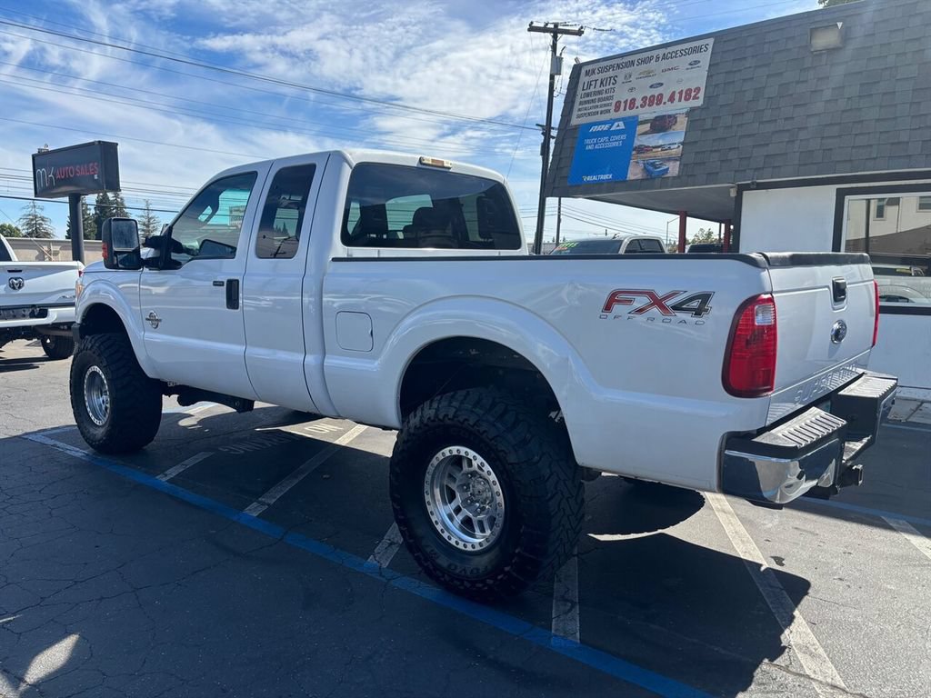 Used 2015 Ford F250 XLT w/ XLT Value Package AWD/4WD image 4