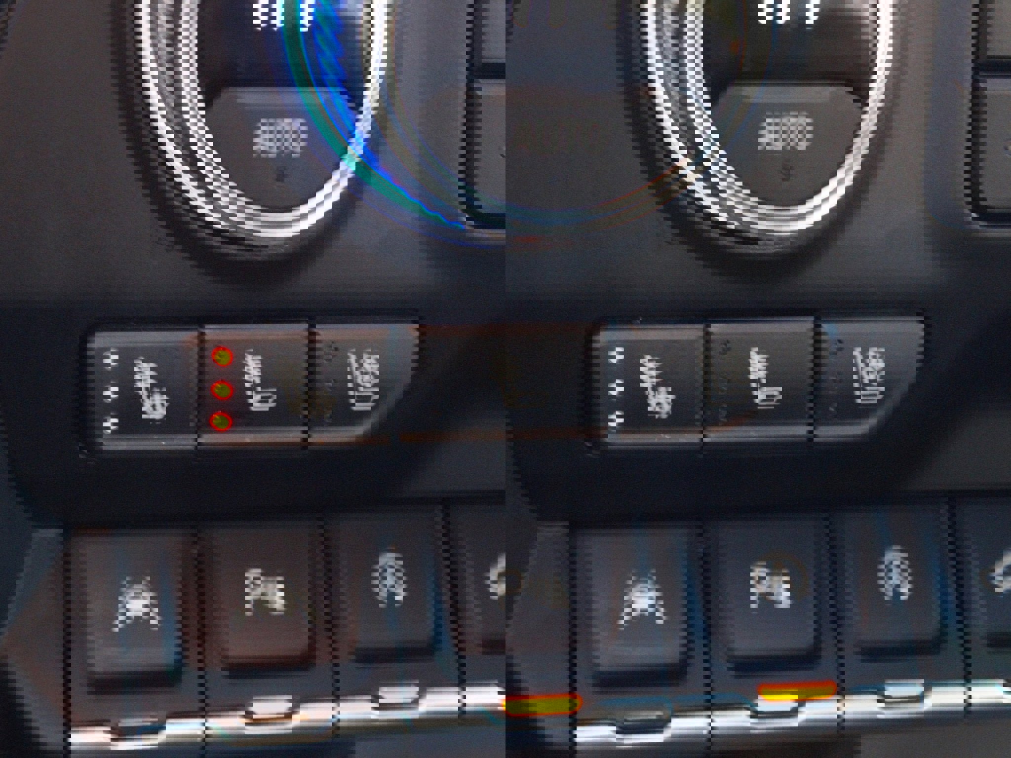 Used 2021 GMC Sierra 1500 AT4 w/ AT4 Premium Package image 9