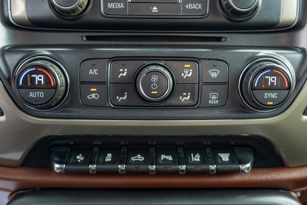 Used 2017 Chevrolet Silverado 2500 High Country w/ Duramax Plus Package image 21