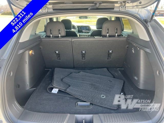 Used 2025 Chevrolet Trax LS w/ LS Convenience Package image 30