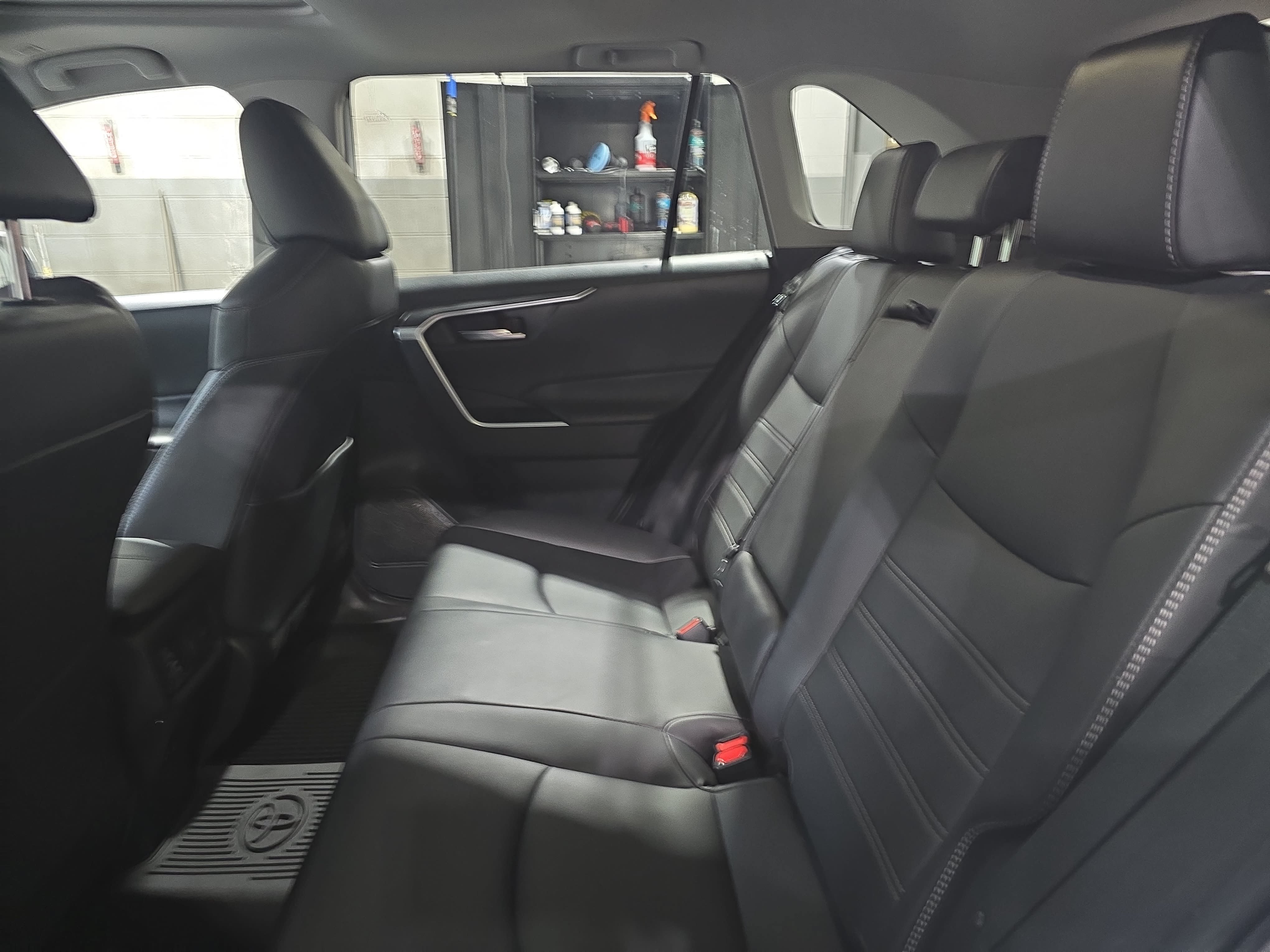 Used 2024 Toyota RAV4 XLE Premium FWD image 14