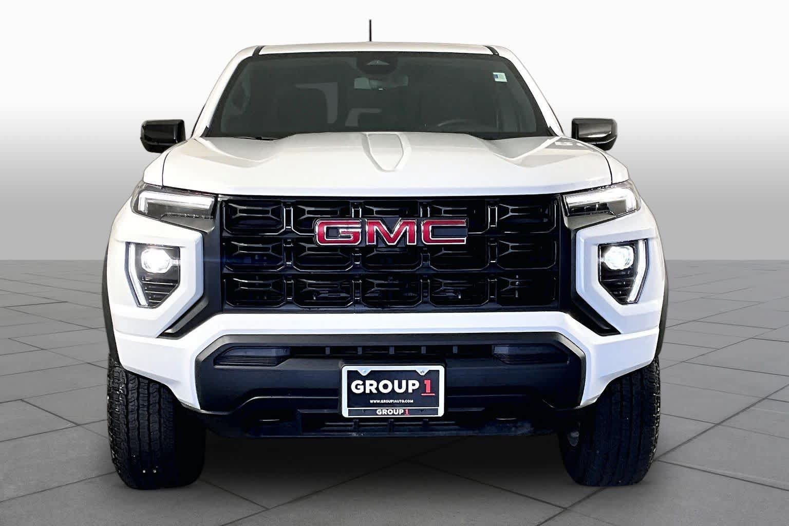 Certified 2026 GMC Canyon Elevation RWD image 4
