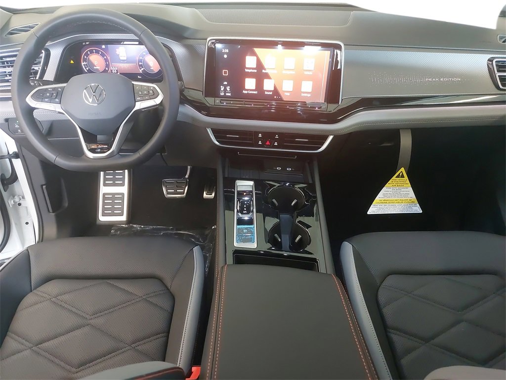 New 2025 Volkswagen Atlas Peak Edition SE image 9