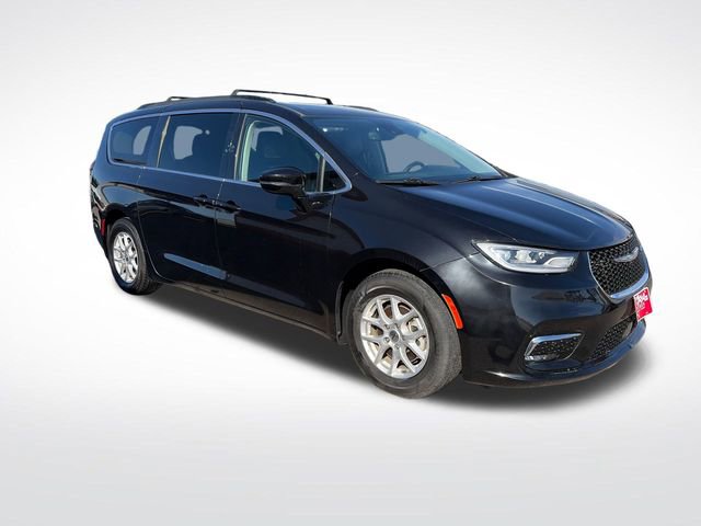 Used 2022 Chrysler Pacifica Touring-L FWD image 11