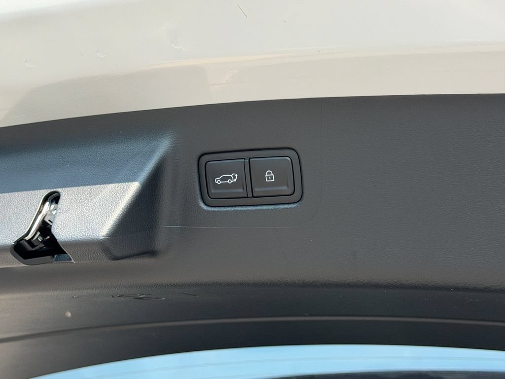 New 2026 Hyundai Santa Fe SEL FWD image 11