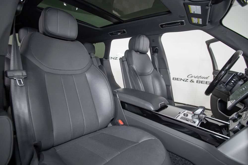 Used 2023 Land Rover Range Rover SE AWD/4WD image 16