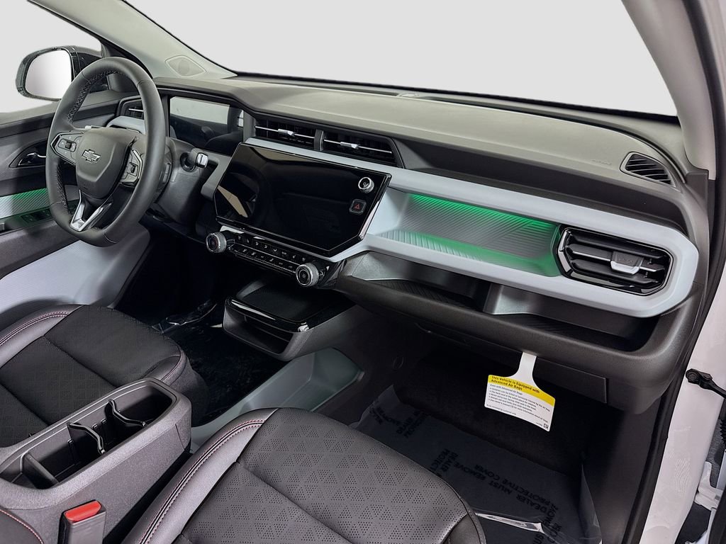 New 2027 Chevrolet Bolt RS FWD image 27