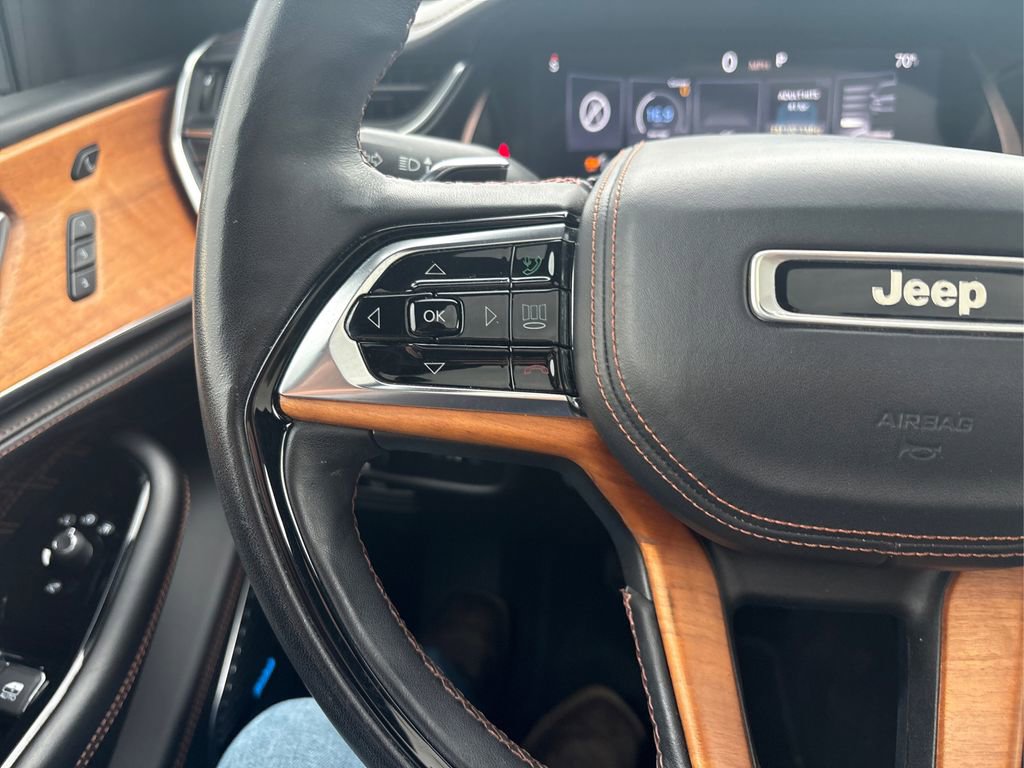 Used 2021 Jeep Grand Cherokee L Summit image 25