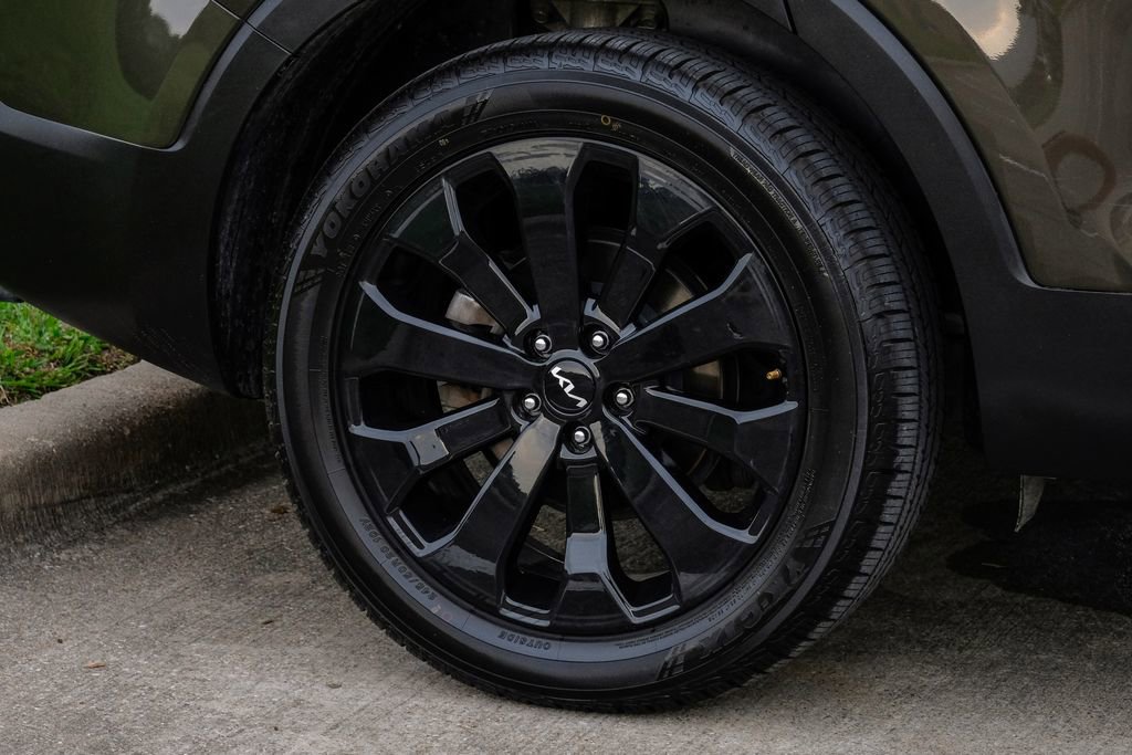 Used 2022 Kia Telluride S image 63