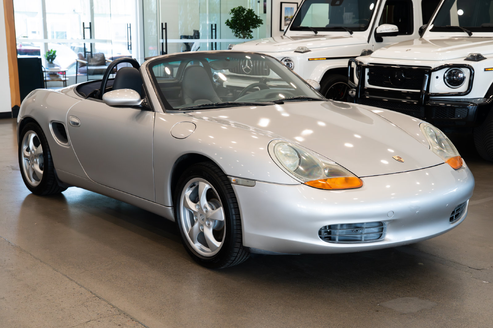 Used 2001 Porsche Boxster RWD image 8