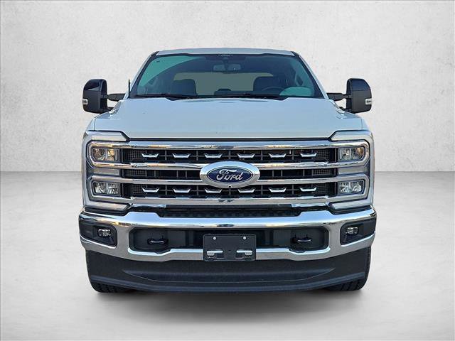 Used 2025 Ford F250 Lariat AWD/4WD image 2